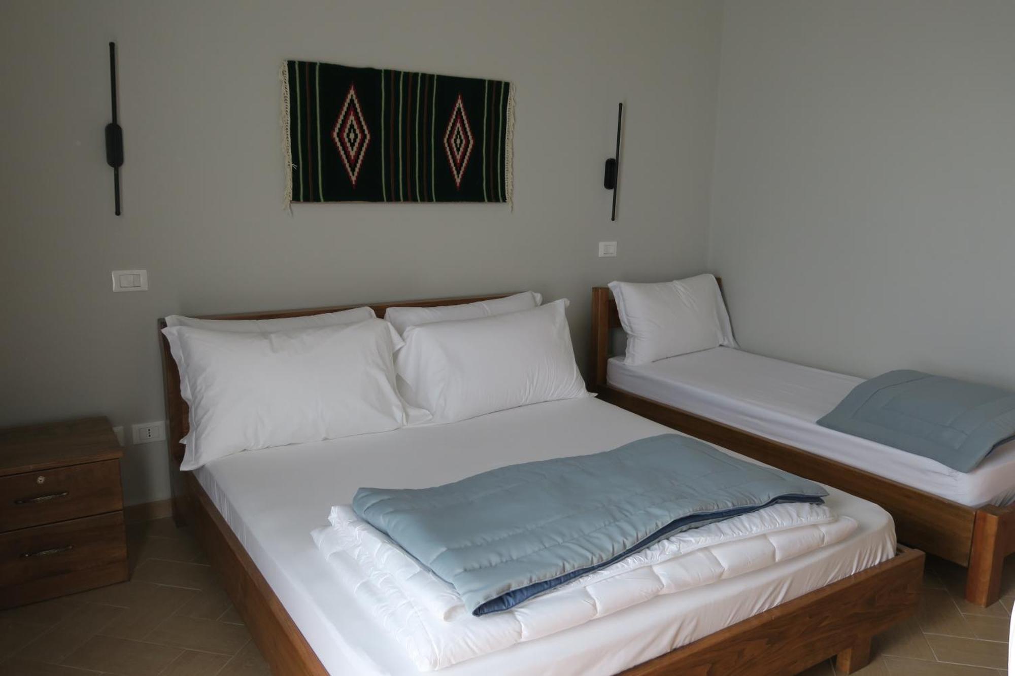 Doko Hotel Radhimë Dış mekan fotoğraf